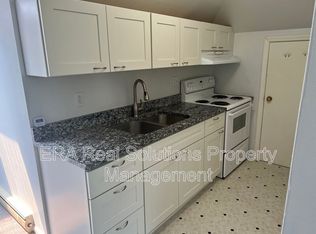 220 Loraine Ave APT 5, Cincinnati, OH 45220