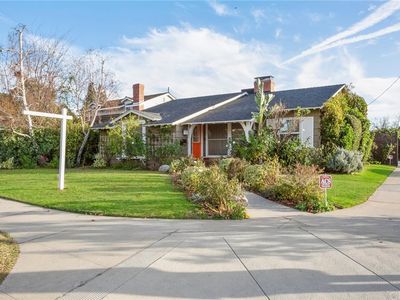 13058 Hesby St, Sherman Oaks, CA, 91423