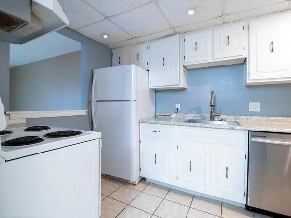 751 Main Street #77, South Portland, ME 04106