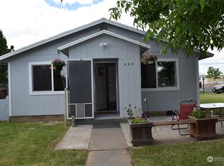 204 C St NE, Quincy, WA 98848