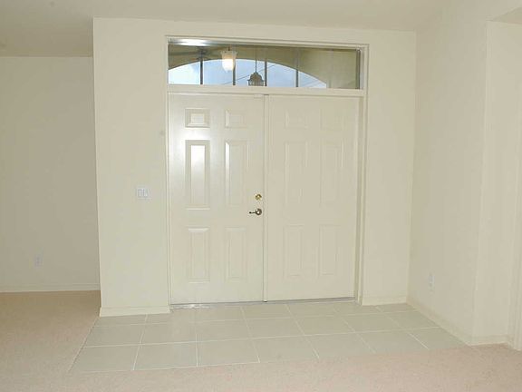 3rd image of 3727 Oasis Blvd