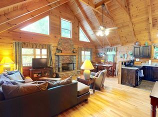 525 Gator Rdg, Topton, NC 28781