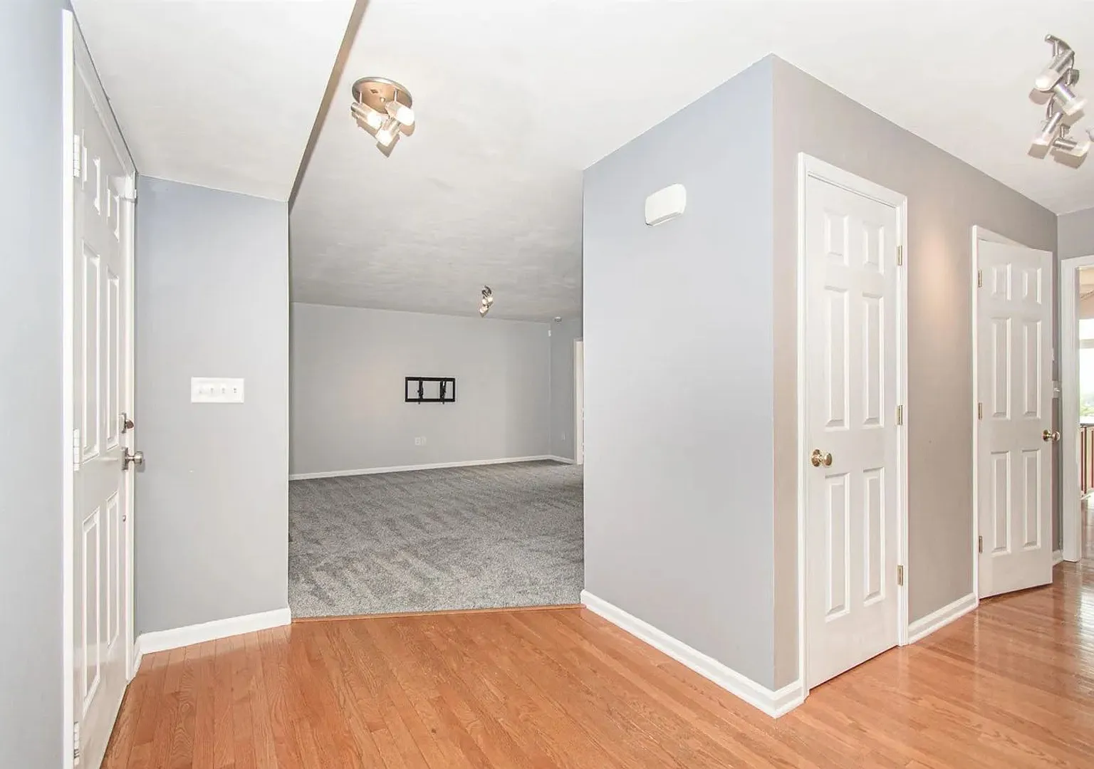 Spacious Home with Beautiful Sunroom & Lawn Care Included — Photo 4