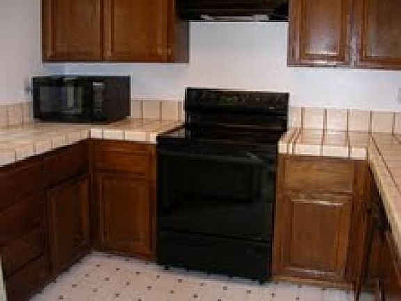5th image of 2425 Branchwood Ct