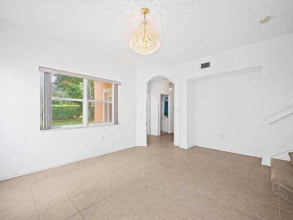5th image of 2110 NW 75th Way
