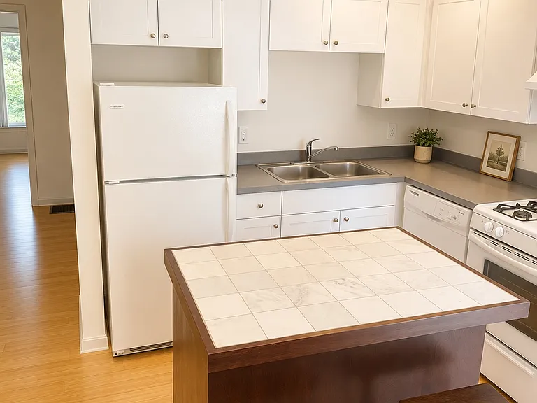 2453 Tremont Ave #1 — Photo 9