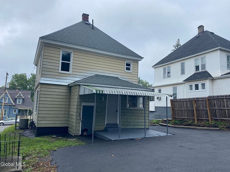 5th image of 436 Anthony Street