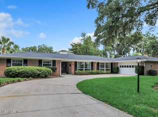 910 Oriental Gardens Rd, Jacksonville, FL 32207