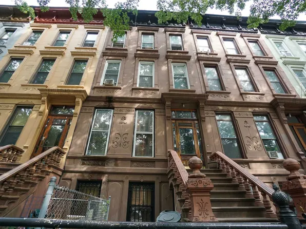 209 Jefferson Ave, Brooklyn, NY 11216