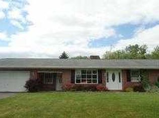 1067 Coldspring Rd, Fayetteville, PA 17222