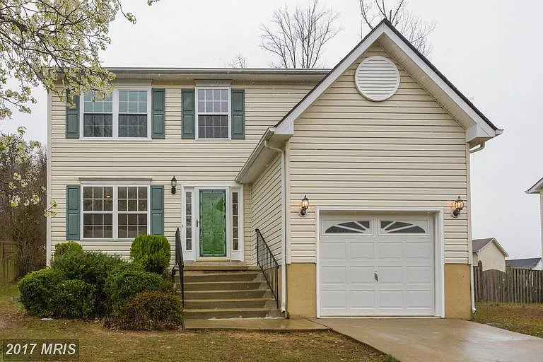 7027 Heather Dr photo 1
