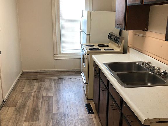 2nd image of 453 N Missouri St #1