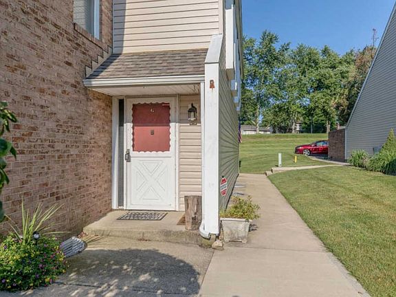 2nd image of 144 W Ticonderoga Dr APT G