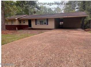 547 Daniel Cir, Jackson, MS 39212