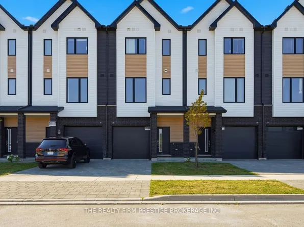 1595 Capri Cres #28, London, ON N6G 3P2