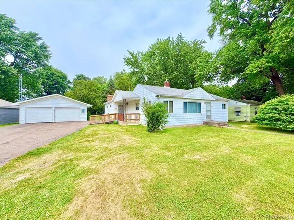 3809 Leith St, Flint, MI 48506