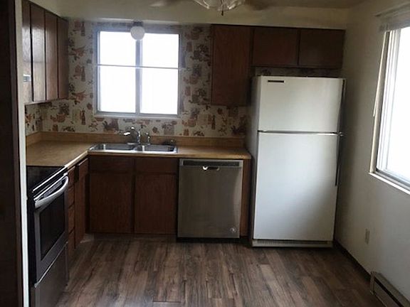 2nd image of 260 Shoshone Ave #6AADCD045