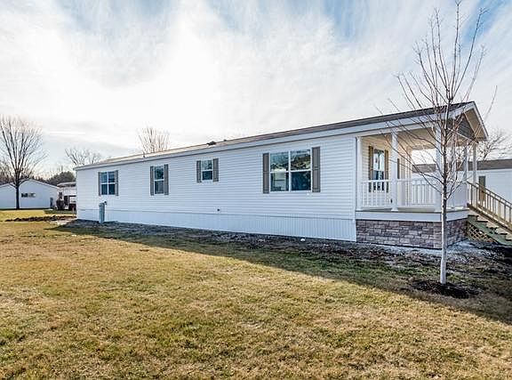 3rd image of 3141 Jeanette Ave