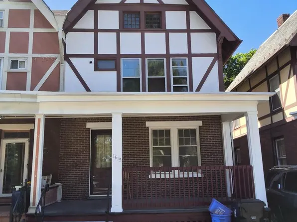 1615 Forster St, Harrisburg, PA 17103