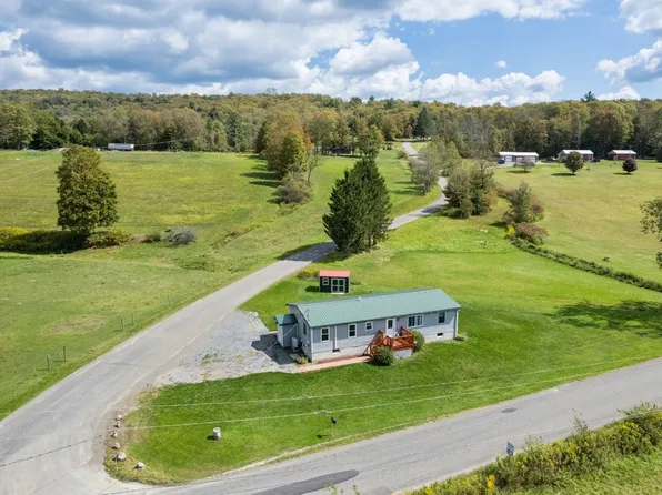 31 Rejmer Rd, Berkshire, NY 13736