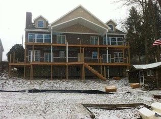 300 Lane 340 Jimmerson Lk, Fremont, IN 46737