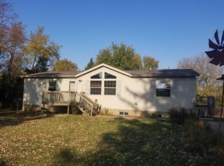N2702 Smokey Hollow Rd, Poynette, WI 53955