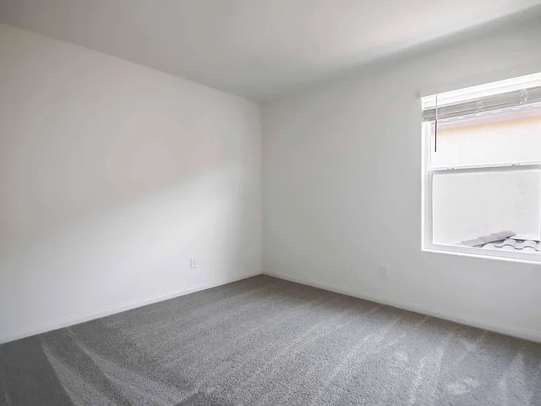 7087 Baza Ave — Photo 29