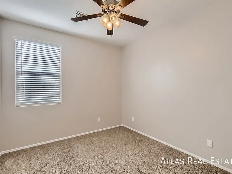 2610 W Gaby Rd — Photo 8