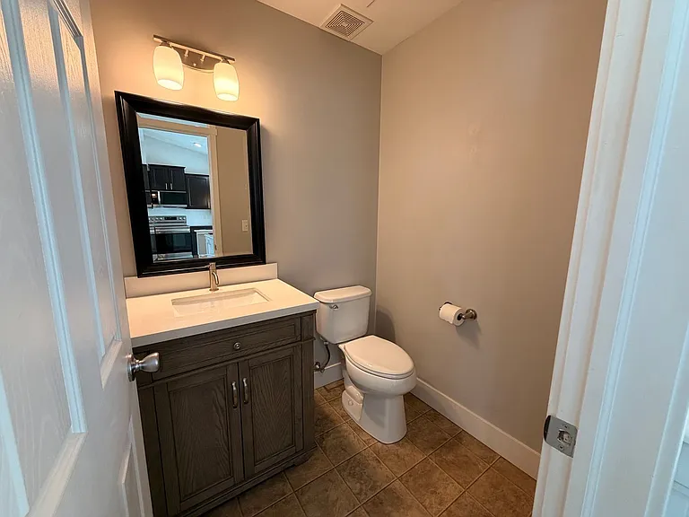 1627 Hamlet Dr SE — Photo 16