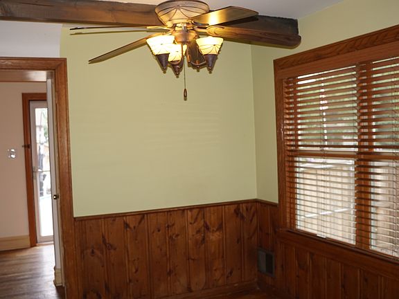5th image of 11120 S Worth Ave