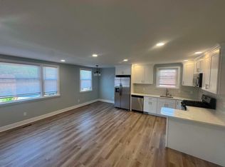 223 Alnus St FLOOR 1, Philadelphia, PA 19116
