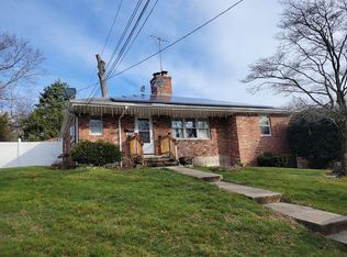 185 Sequoia Rd, Bridgeport, CT 06606