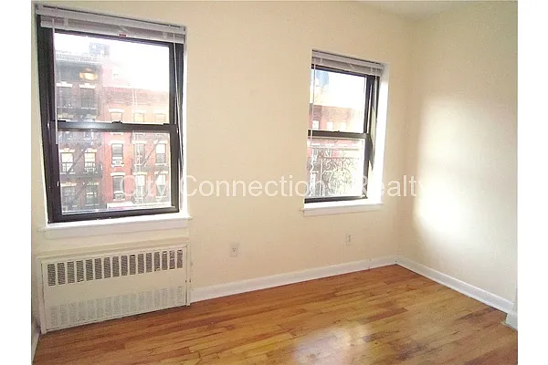 Rented by City Connections Realty | media 70