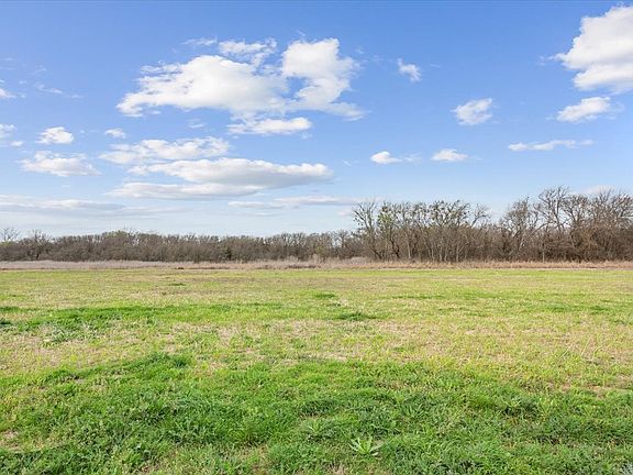 4th image of 109 Amistad Cir
