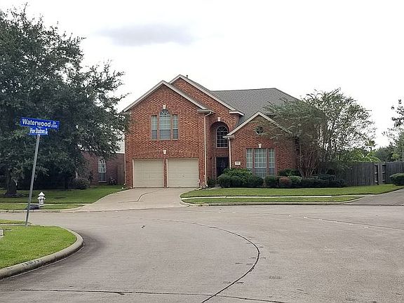 3rd image of 2306 Waterwood Dr