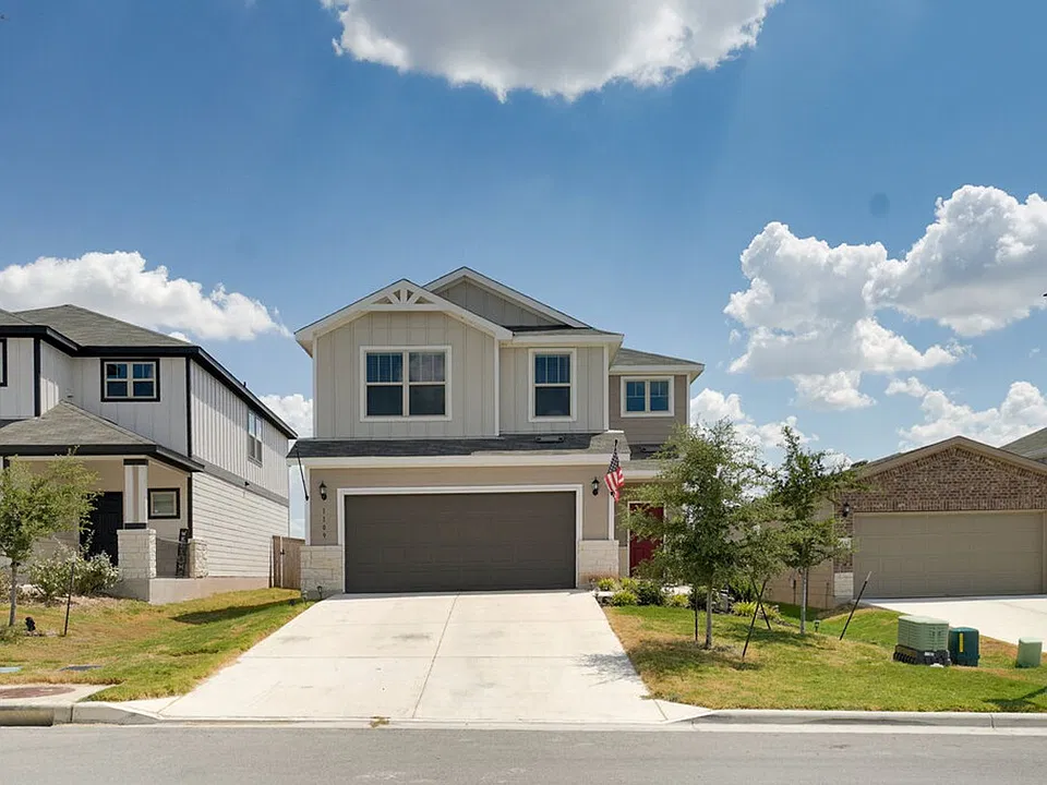 1109 Paradise Canyon Cv