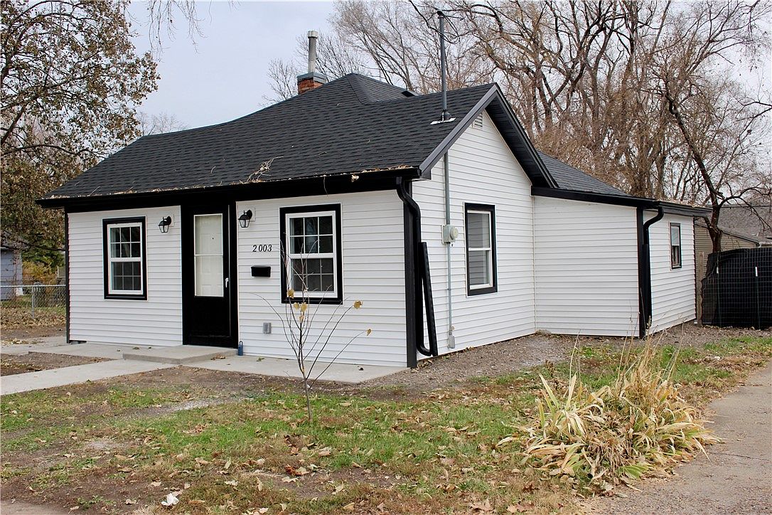 2003 Lay St, Des Moines, IA 50317 MLS 685639 Zillow