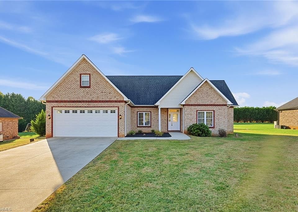 1st image of 116 Postell Dr