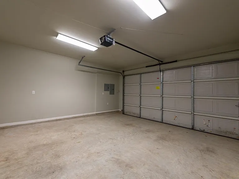 734B Allston St — Photo 25