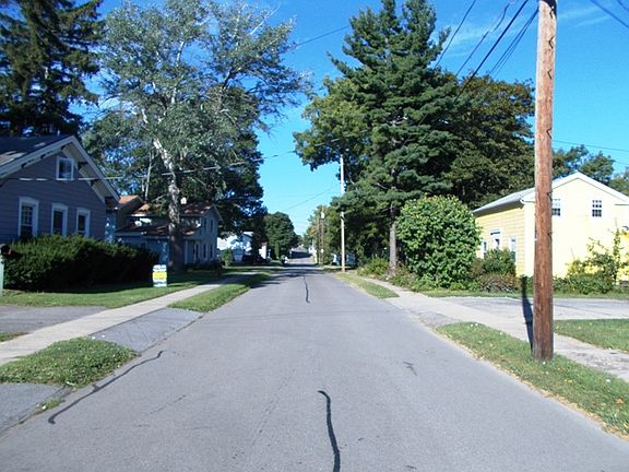 3rd image of 48 Lyman St