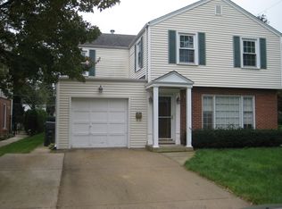 611 E Grove St, Arlington Heights, IL