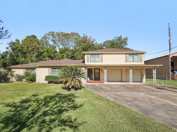 4733 Oleander St, Bacliff, TX 77518