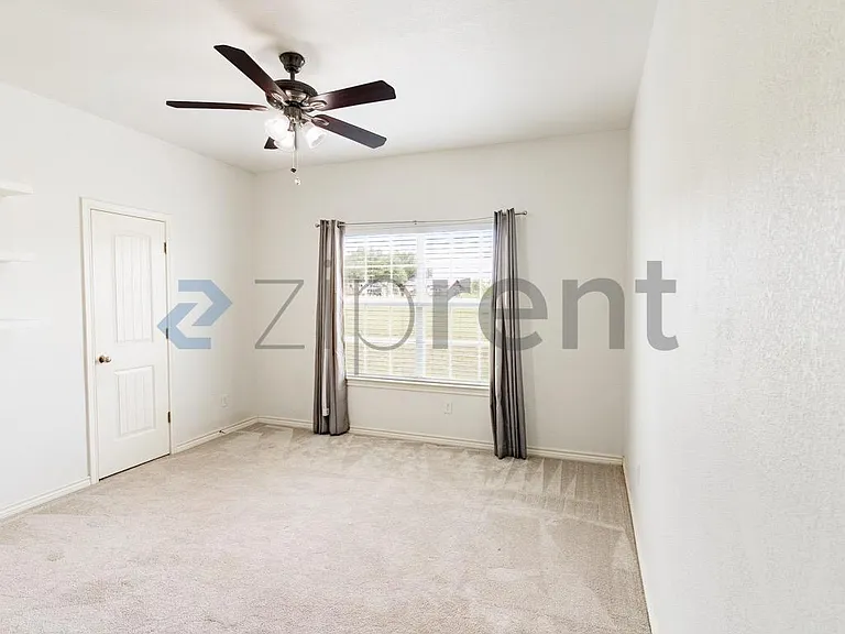 1885 County Road 452 — Photo 41