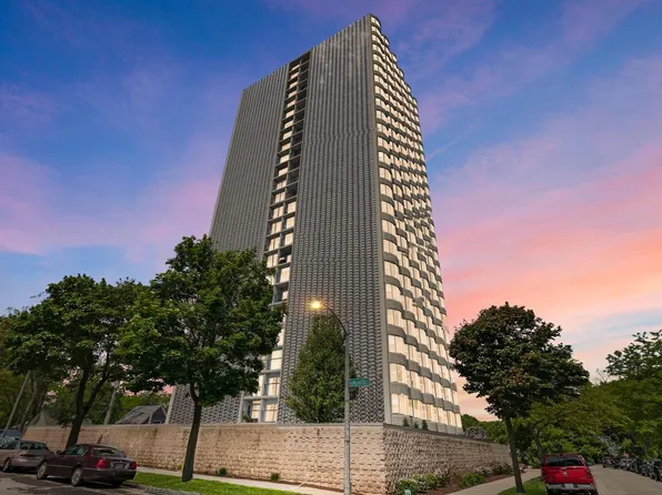 2525 South Shore DRIVE #6A, Milwaukee, WI 53207