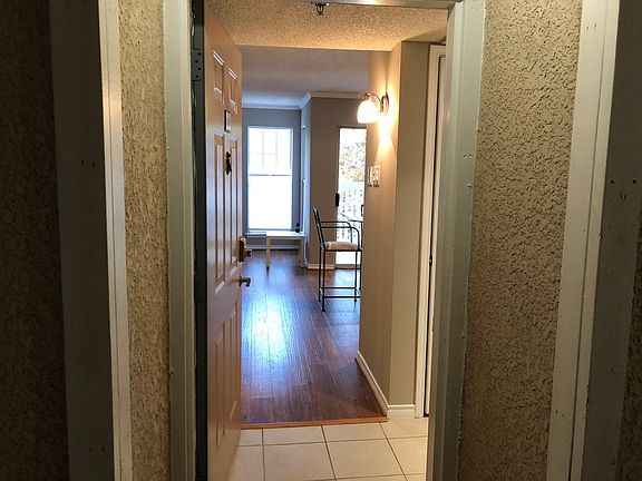 2nd image of 1524 Lincoln Way APT 137