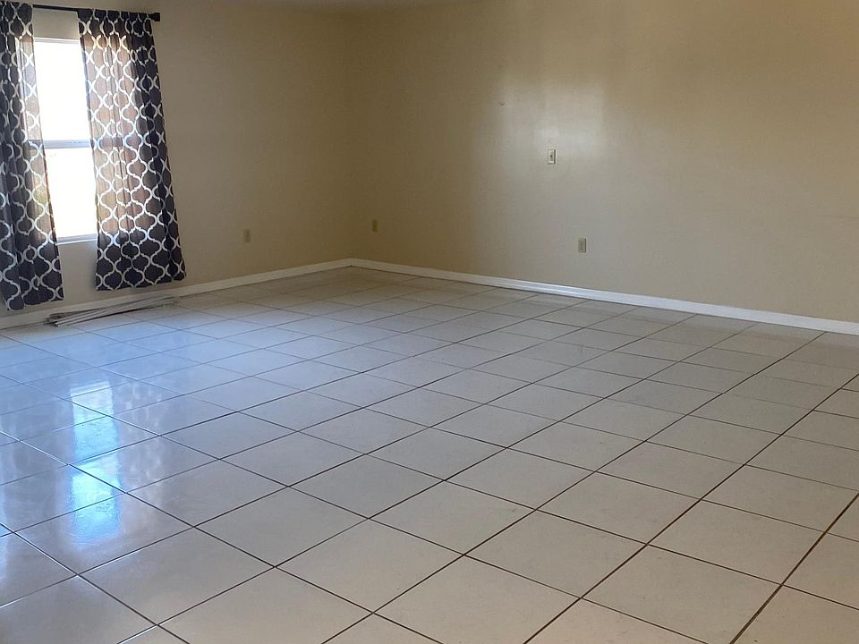 Spacious great room