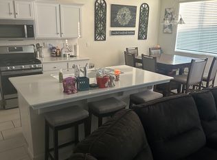 3832 Buckingham Ave, Clovis, CA 93619