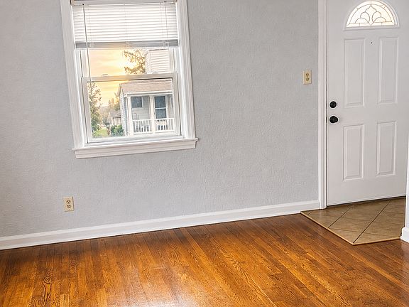 Natural beauty from wall to wall. A living room crafted to impress.