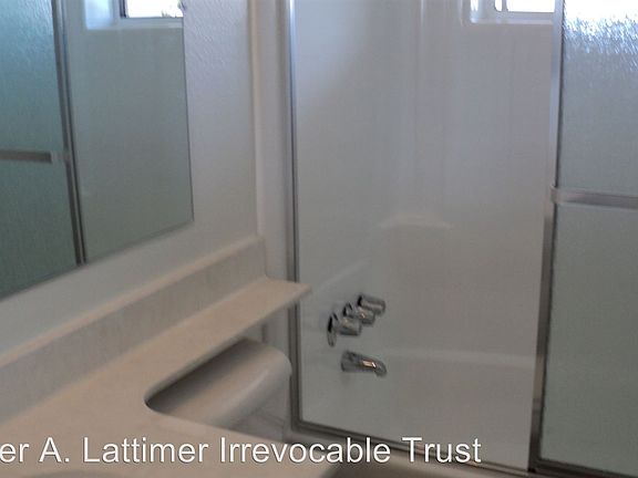 5th image of 1633 Diamond St APT 33