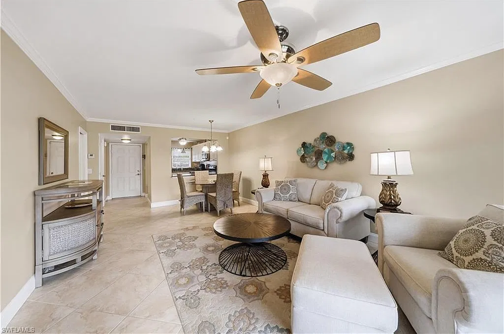2 bed, 2.0 bath, 940 sqft, $1,800 — Photo 4